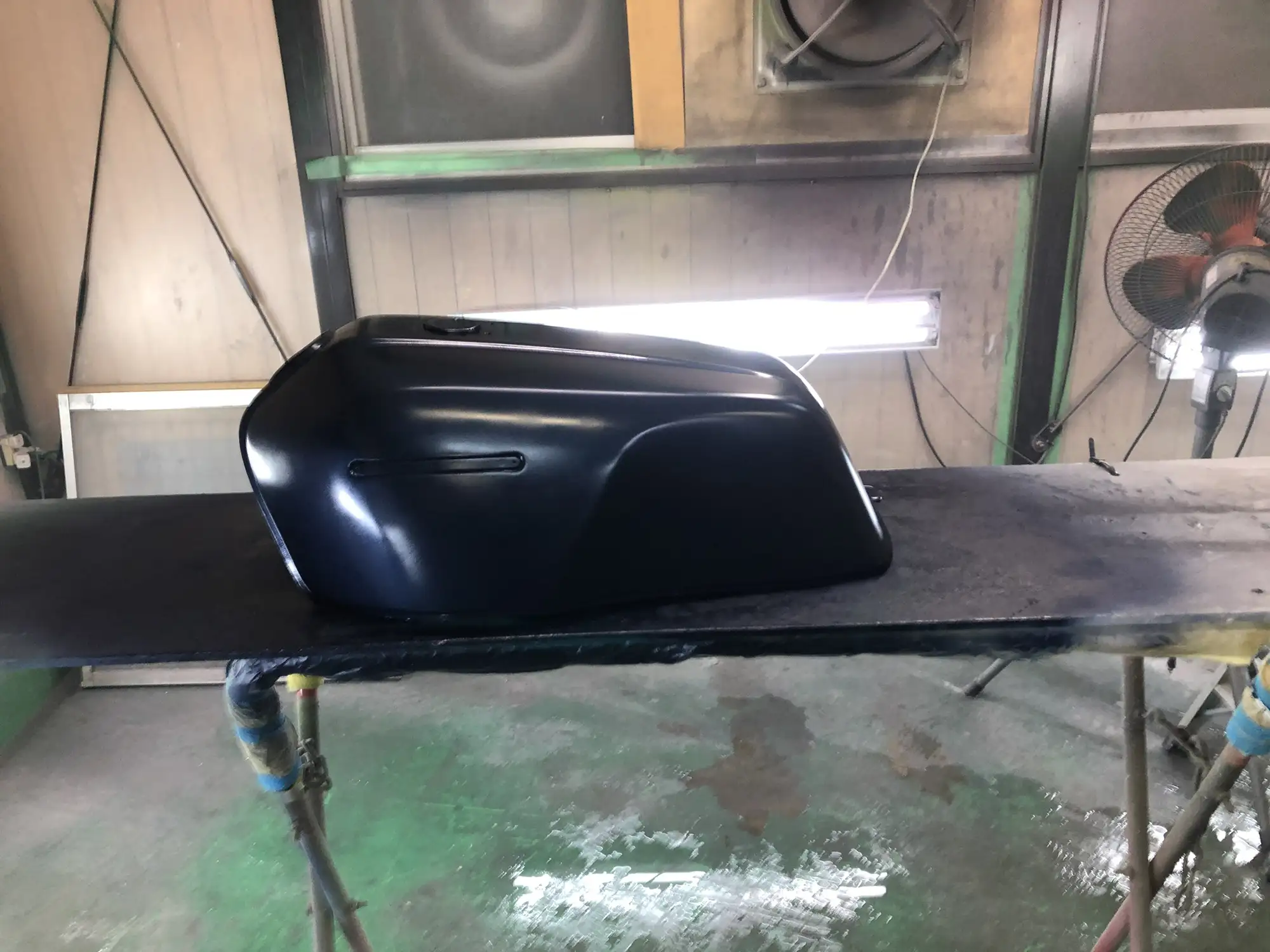 kawasaki Z1000J タンク塗装再生